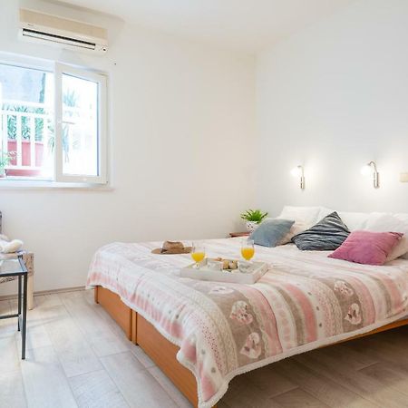 Lily'S Apartments Dubrovník Exteriér fotografie
